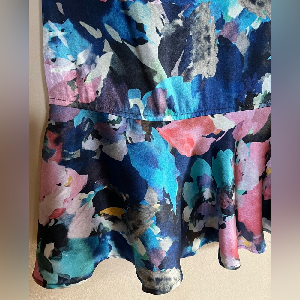 ST JOHN Floral Print Silk Dress - Picture 7 of 11